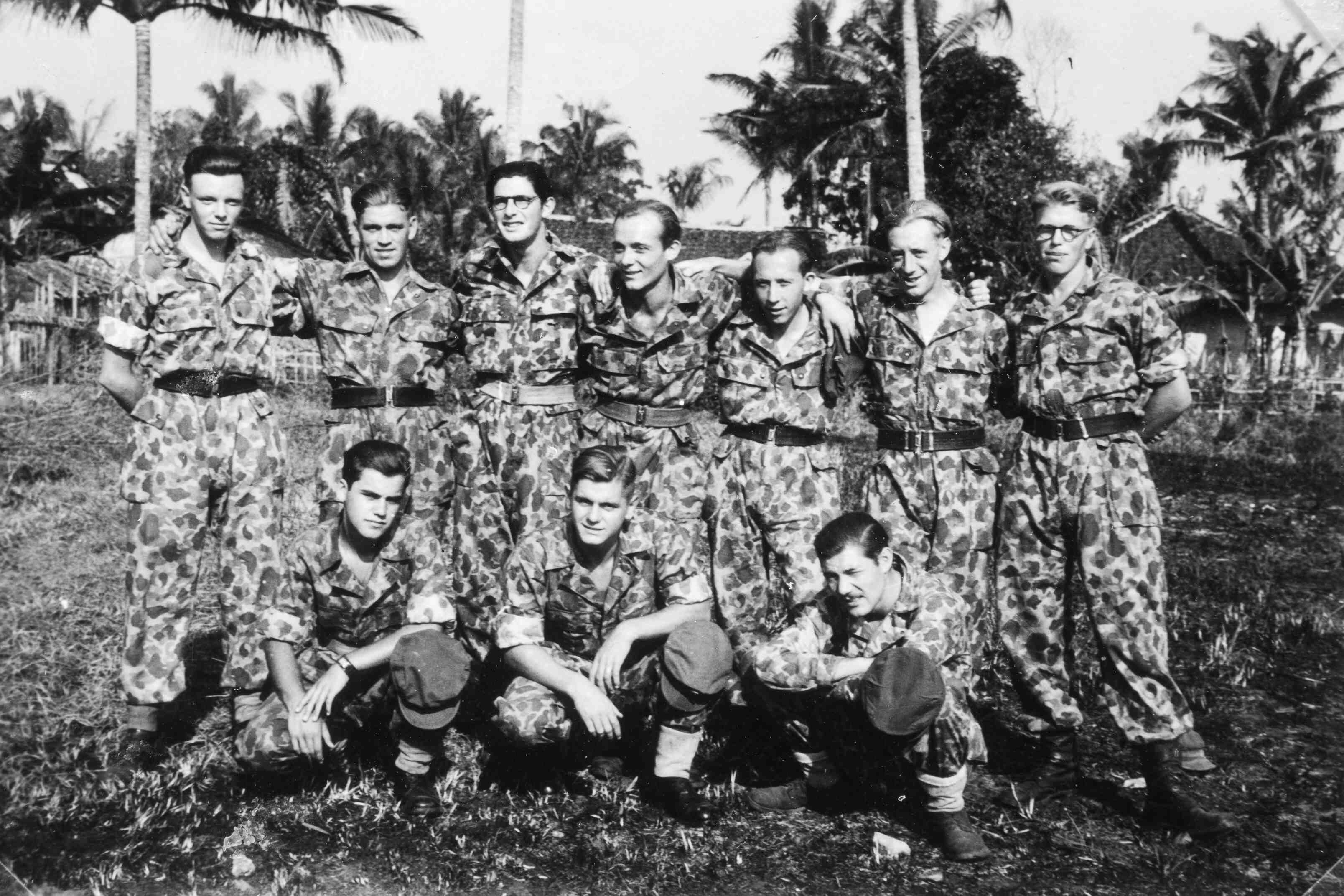 Groepsfoto KNIL militairen, te Java, rond 1946