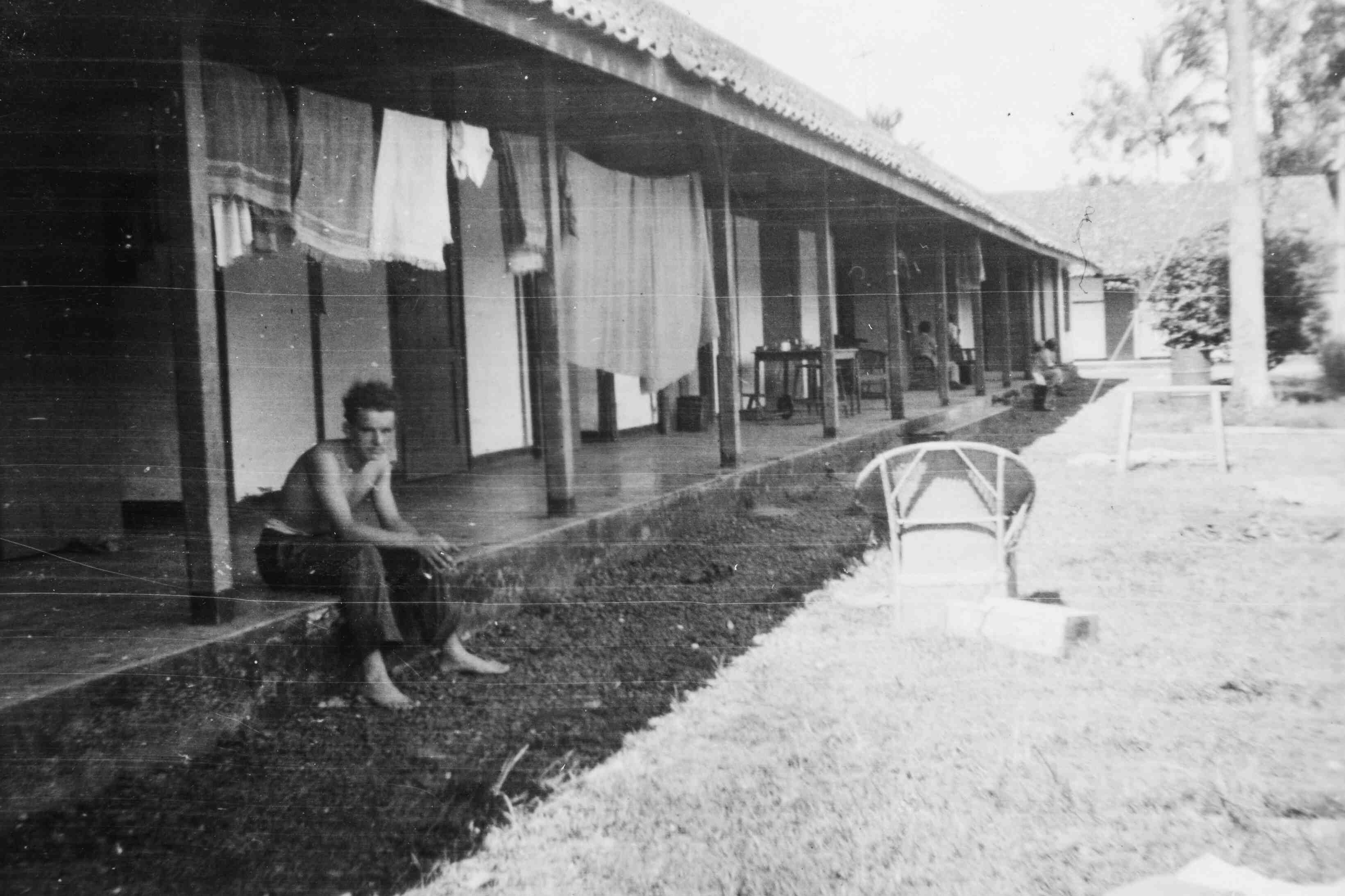 Dirk van Wienen. Legering Kazerne Tegallega te Bandoeng te Java, 1946 of 1947