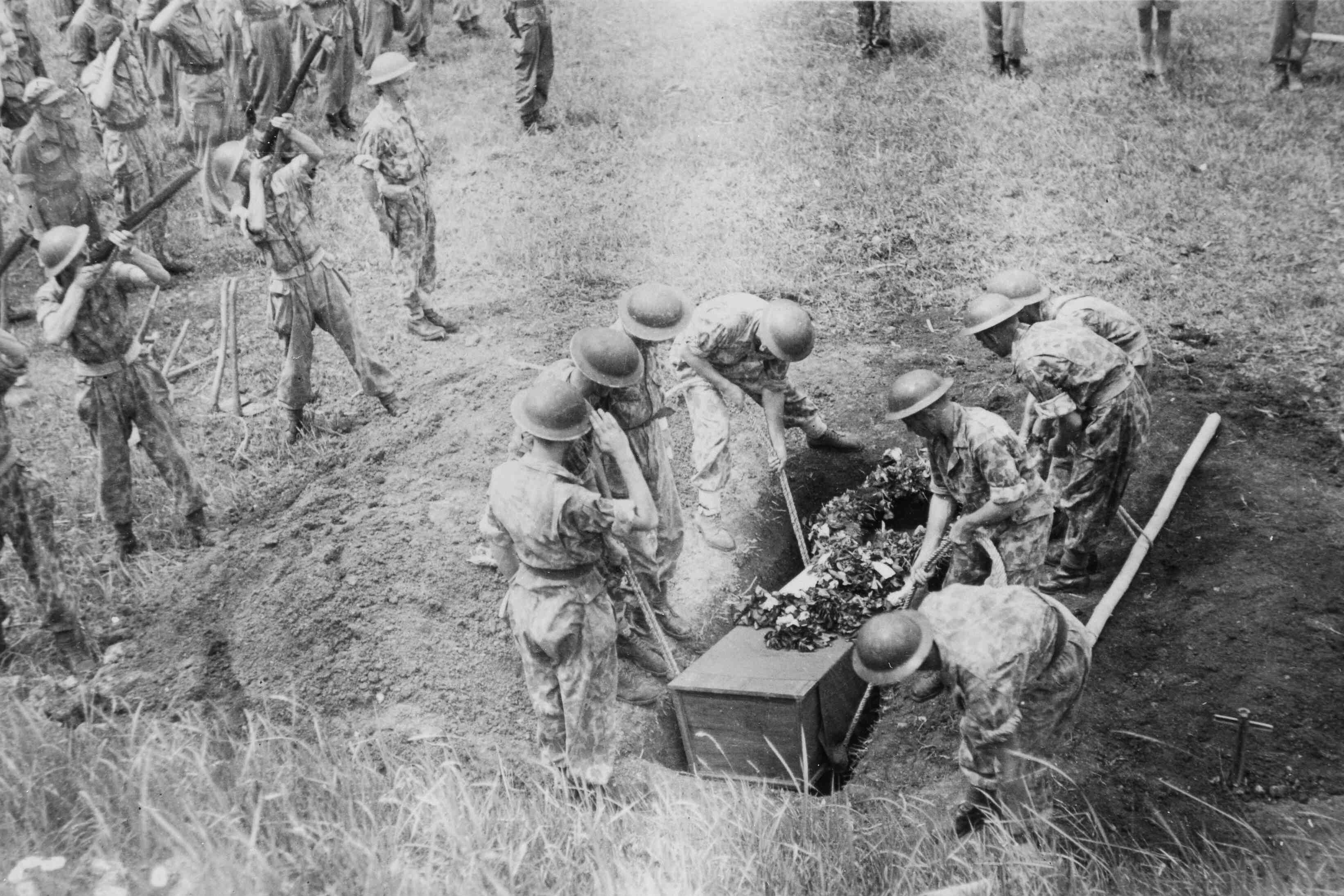 Militaire begraafplaats van de KNIL, Banjoemas, Java, rond 1947