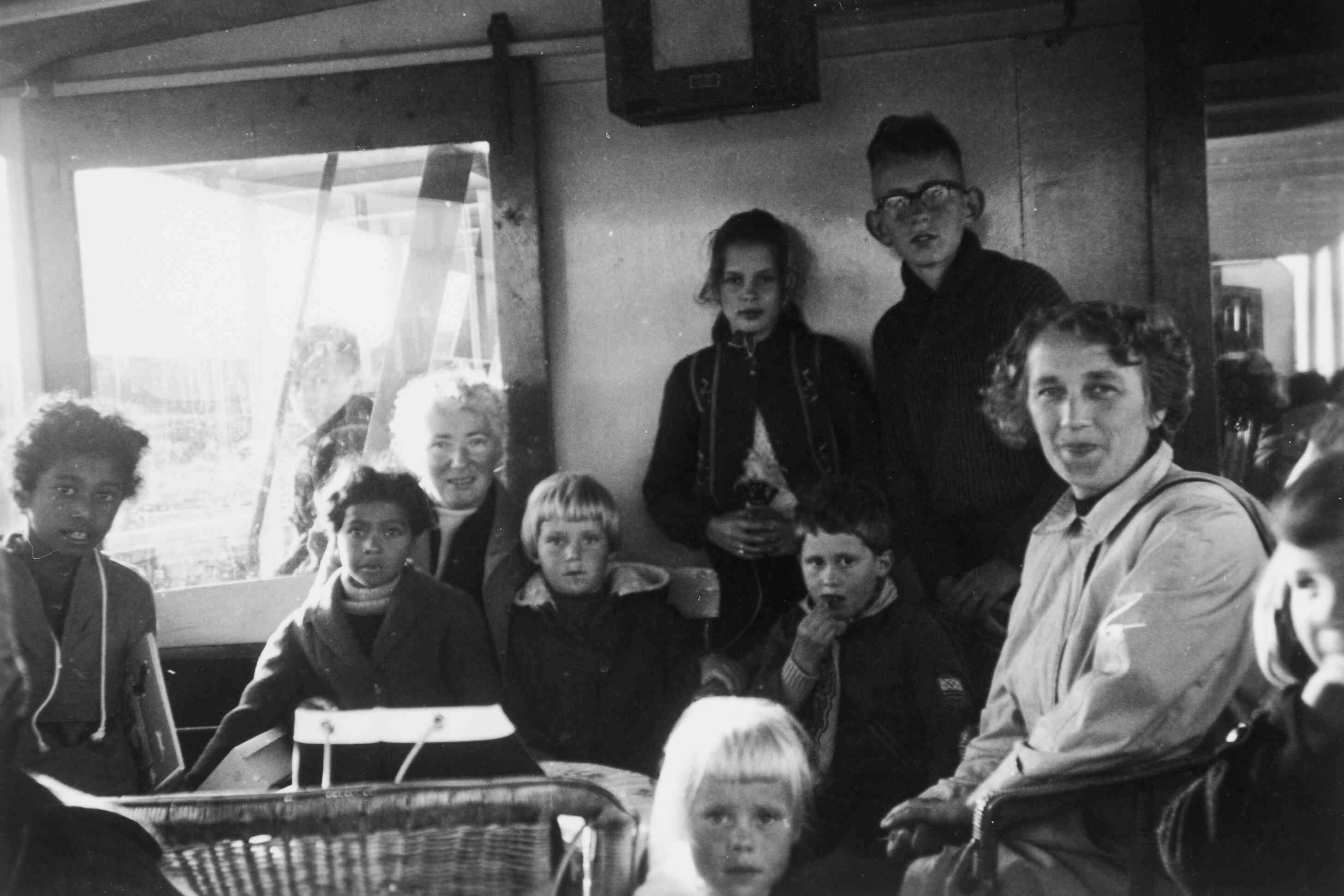 Ambonese kinderen bij Nederlandse familie