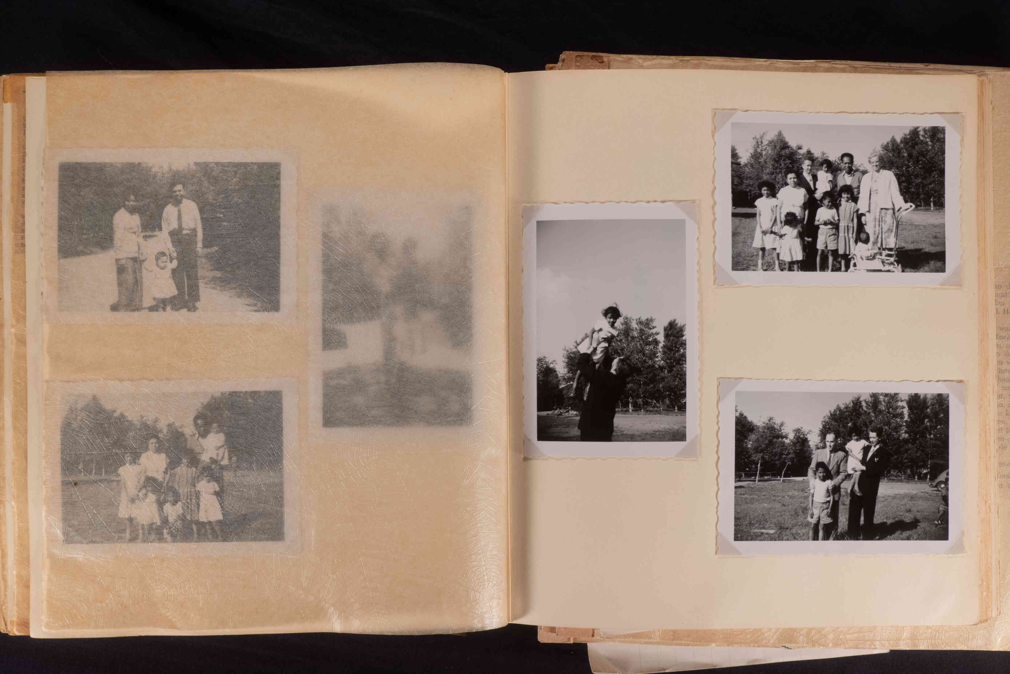 Fotoboek, Molukkers in Nederland