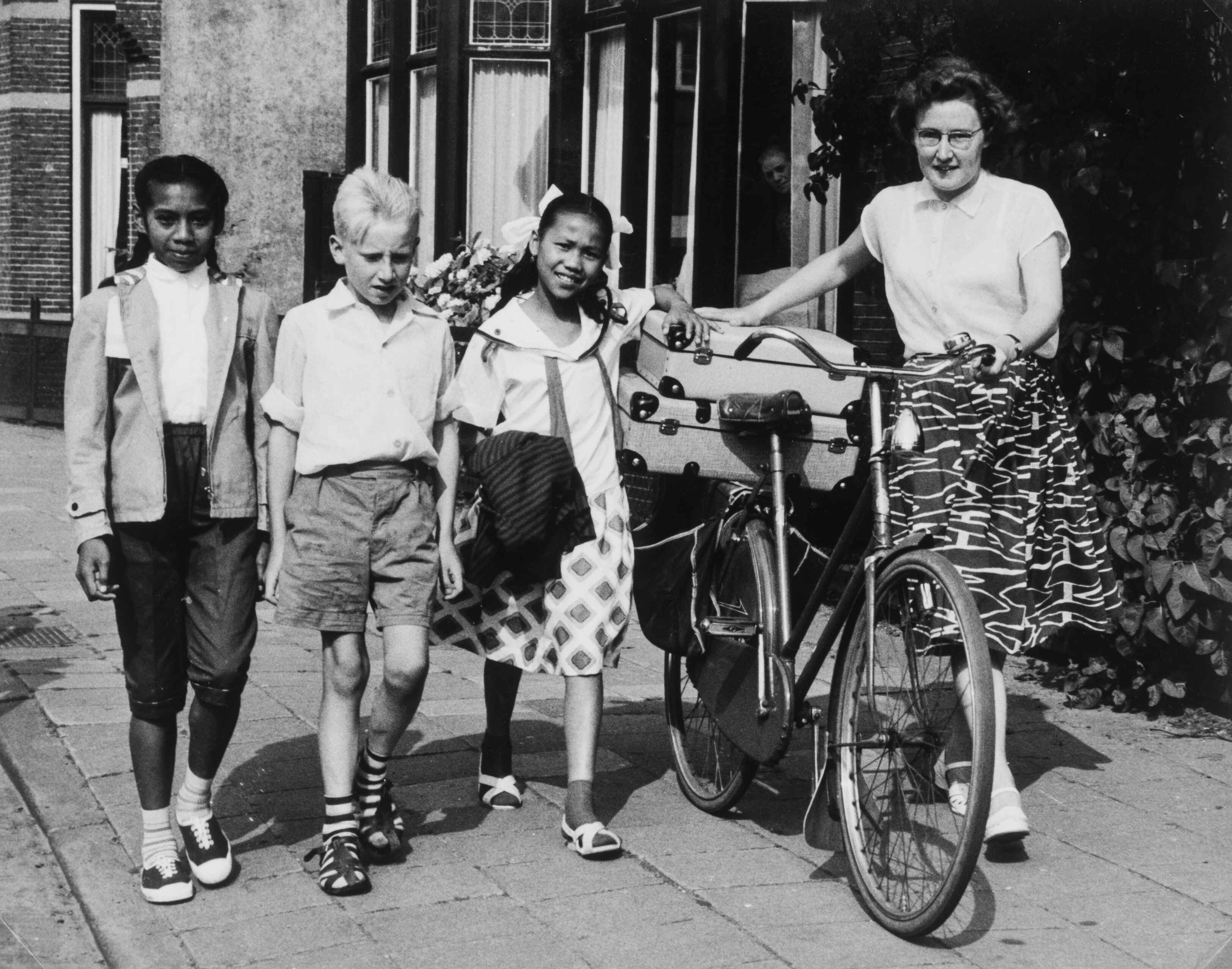 Ambonese kinderen bij pleeggezin