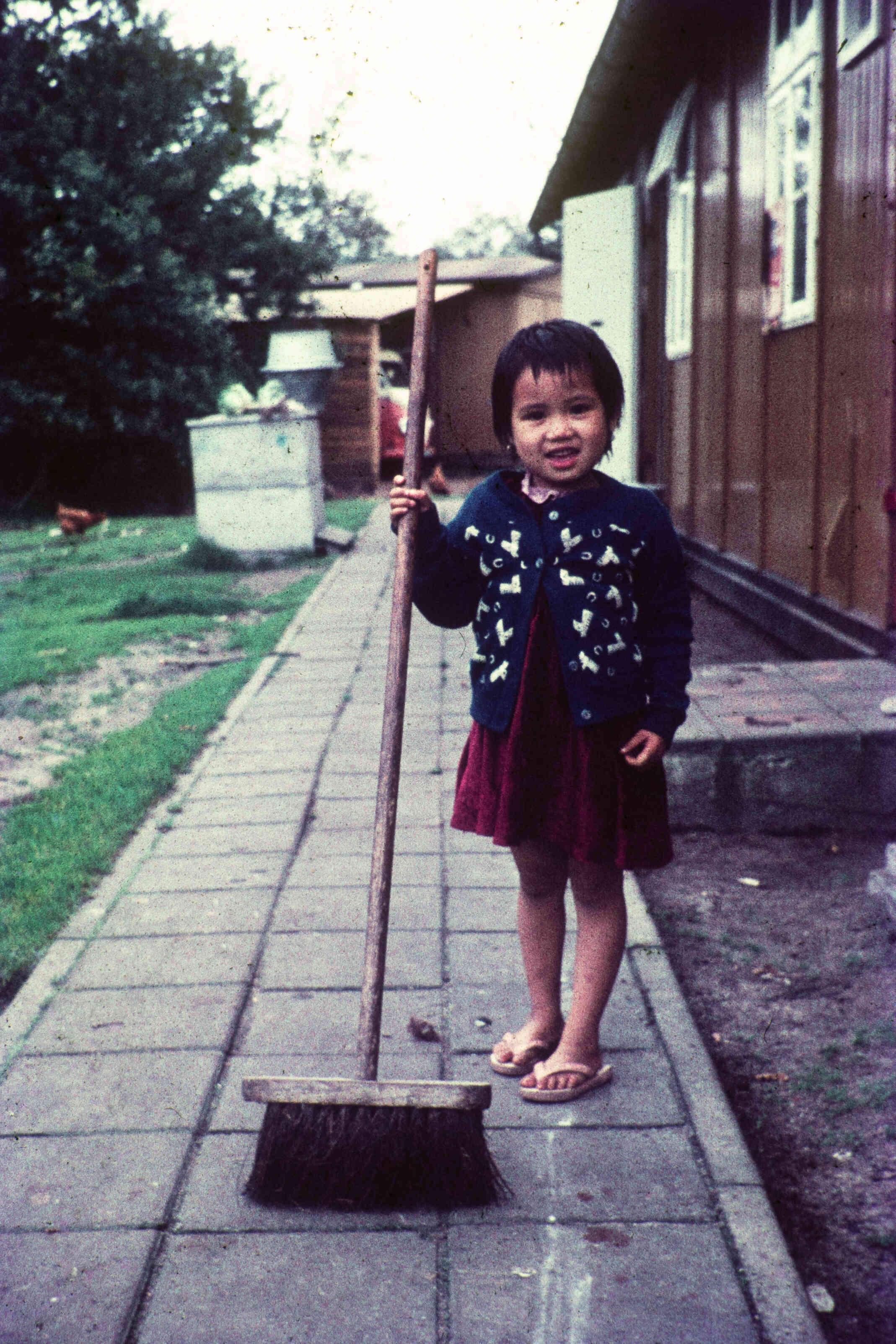 Meisje in Moluks woonoord