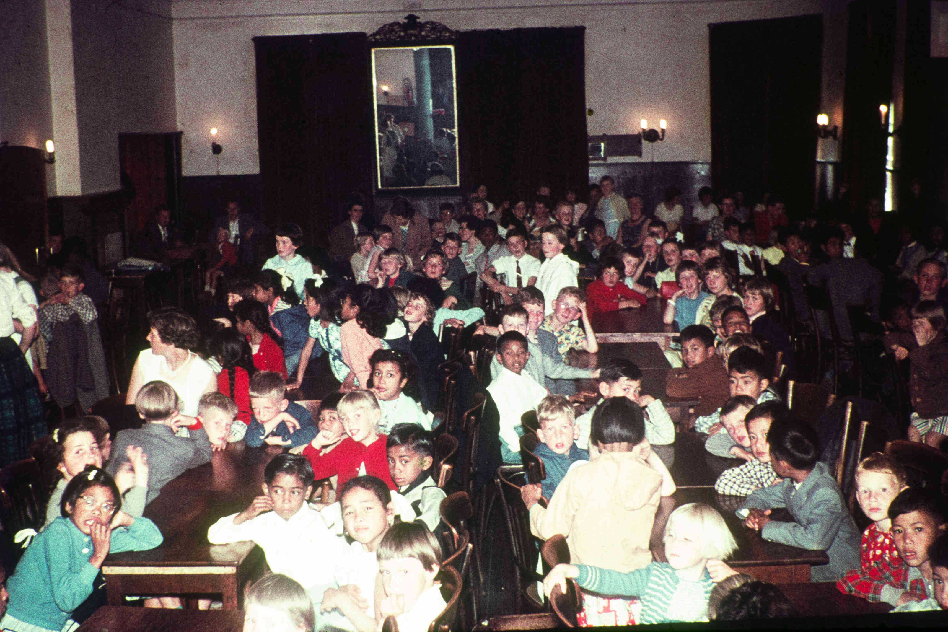 Molukkers kijken Saranti