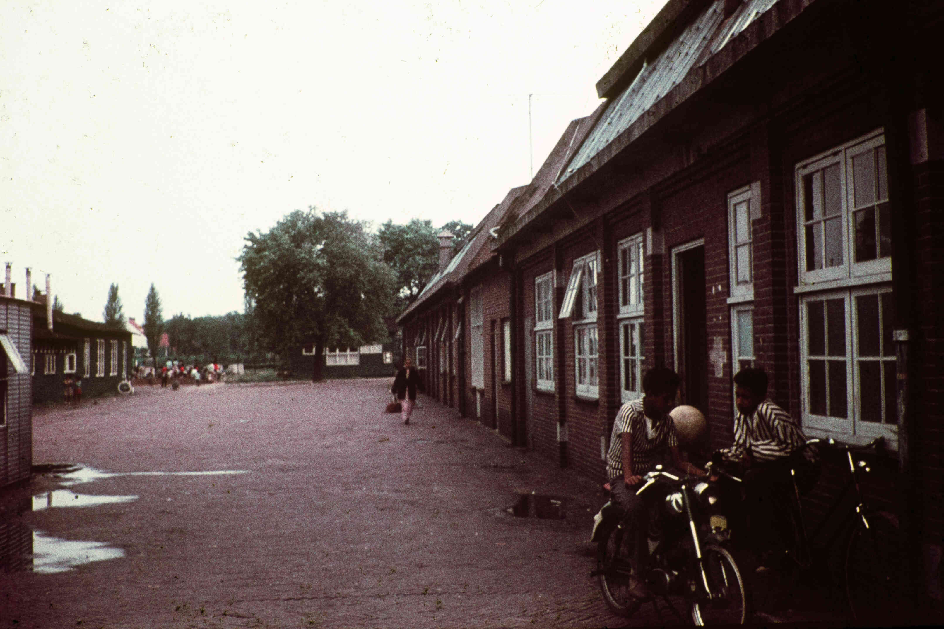 Ambonese kinderen in woonoord