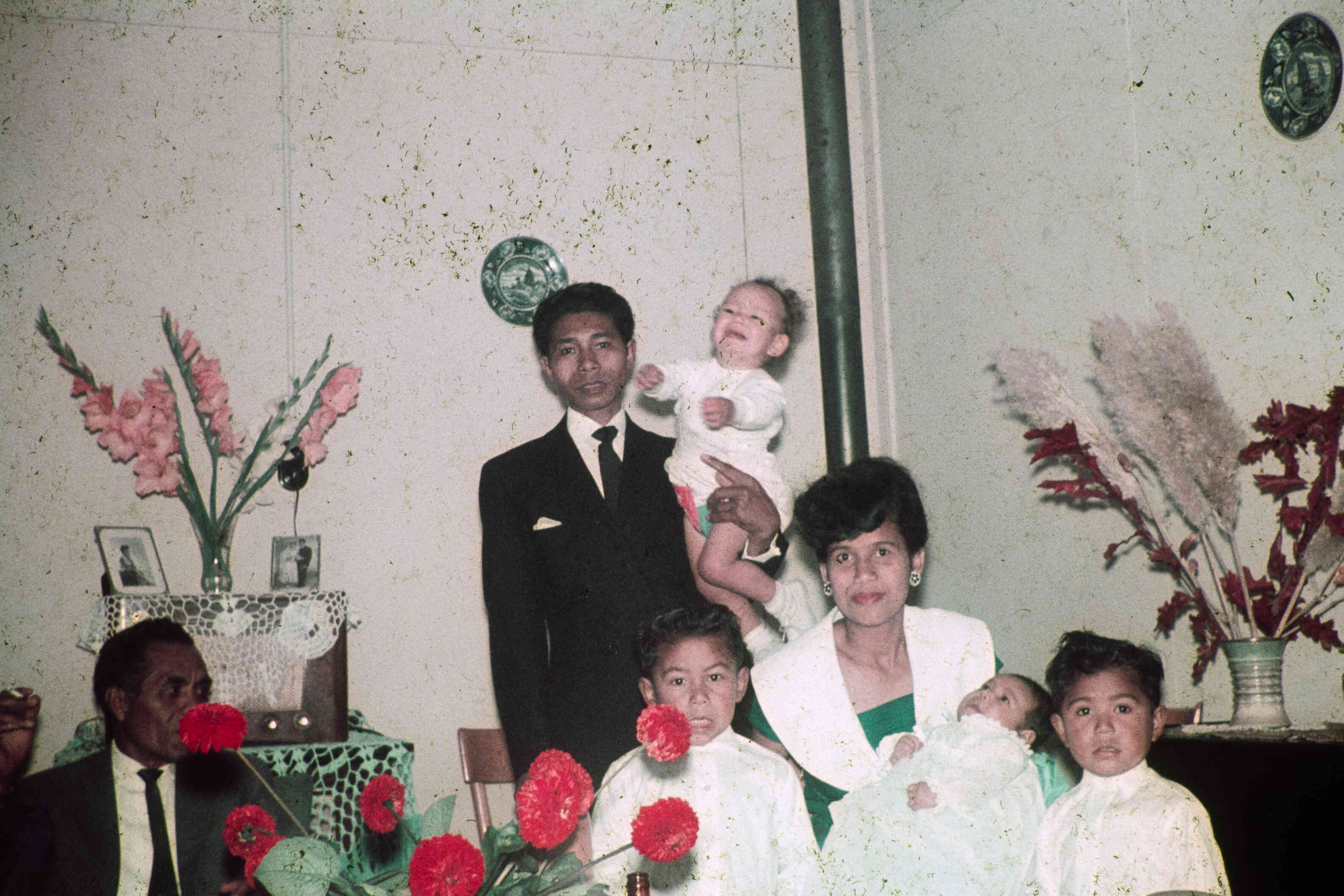 Ambonees gezin in Woonoord